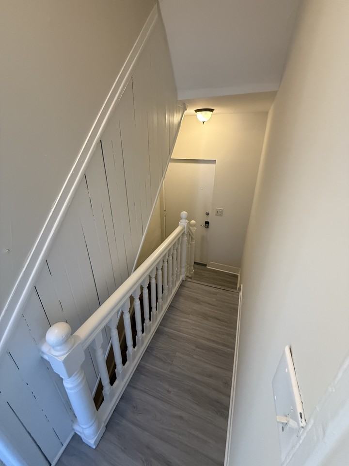 411 Lyman Ave #2 - Photo 6 of 25