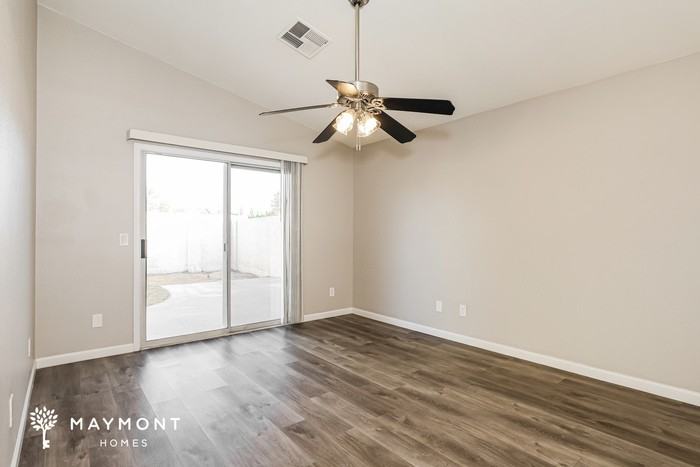 14411 S 47th Pl - Photo 7 of 12