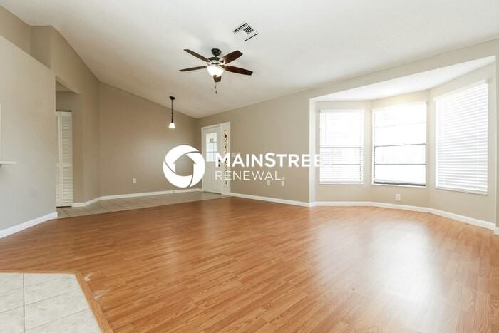 5459 Hornaway Ave - Photo 4 of 16