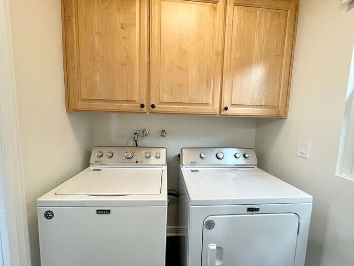 770 E Ave - Photo 4 of 12