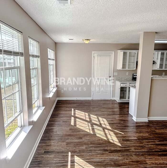 6202 Hickory Lane Cir - Photo 7 of 31