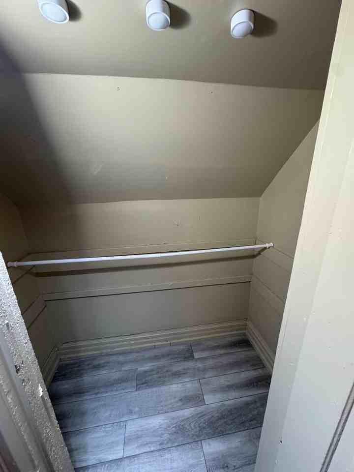 213 W 9th Ave - Photo 7 of 8