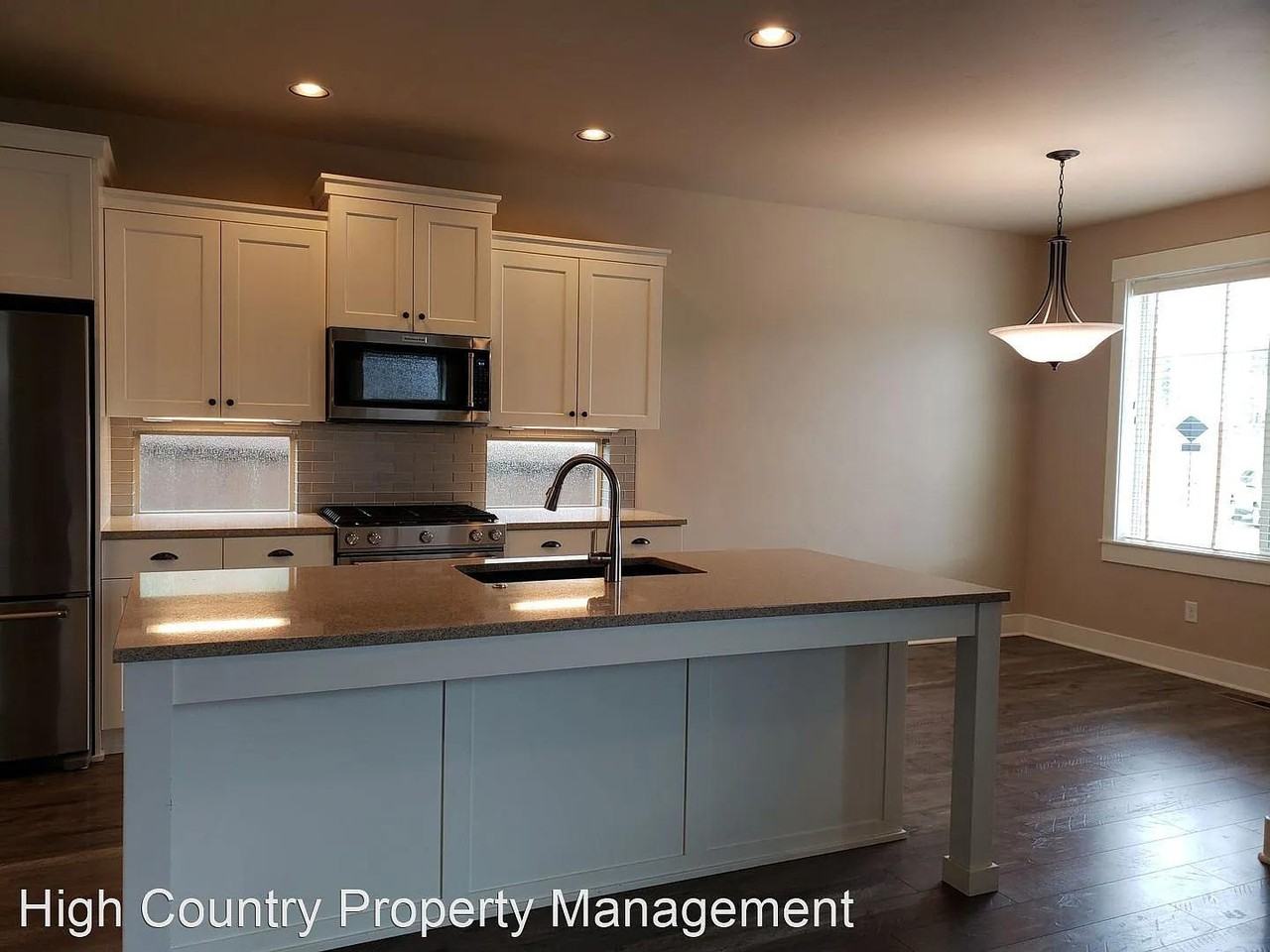 20909 Sotra Loop - Photo 4 of 10