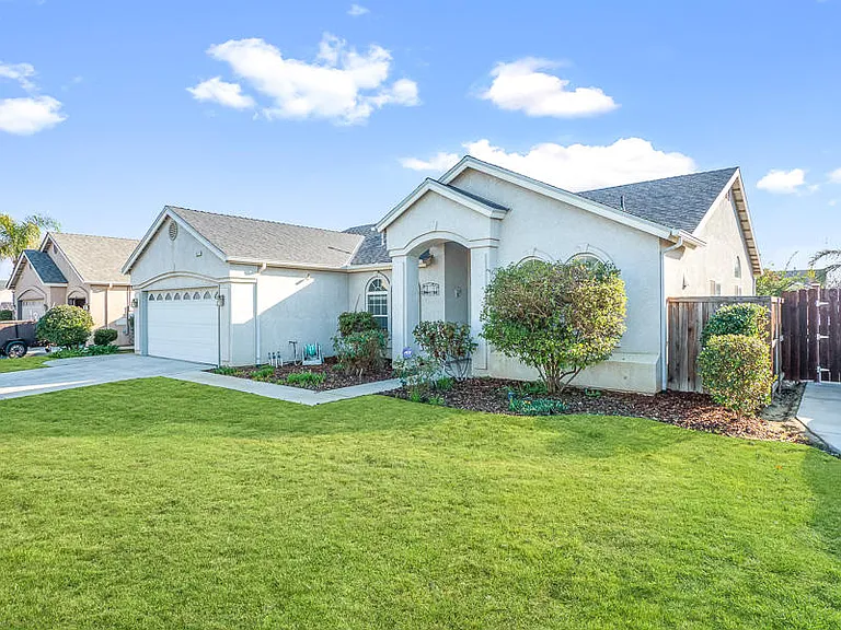 Orange Cir #1 - Photo 2 of 22