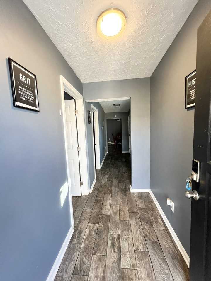 3202 Rudd Avenue - Photo 2 of 21