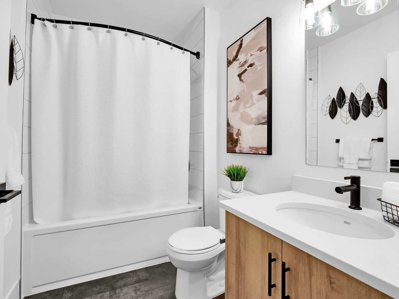 1076 Gainsborough Road #406 - Photo 6 of 16