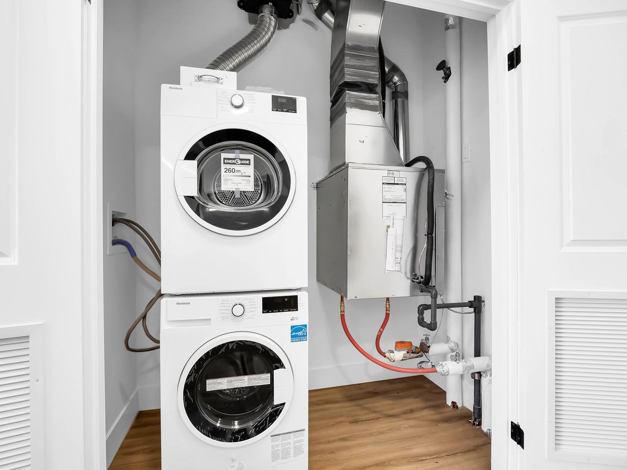 1076 Gainsborough Road #406 - Photo 7 of 16