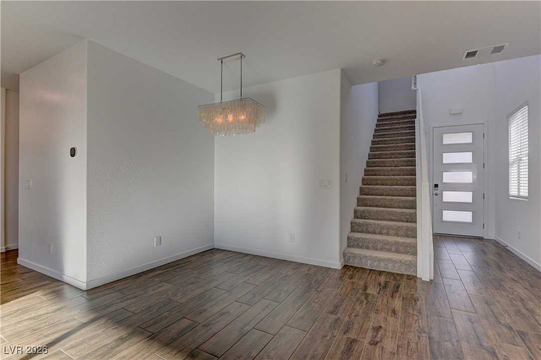 727 Foreign Reef Way - Photo 4 of 25