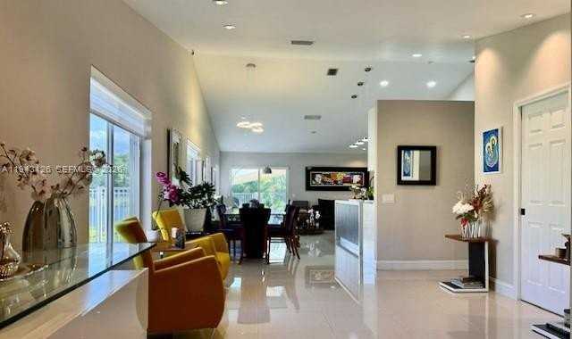 4284 Ironwood Ct #4284 - Photo 3 of 19