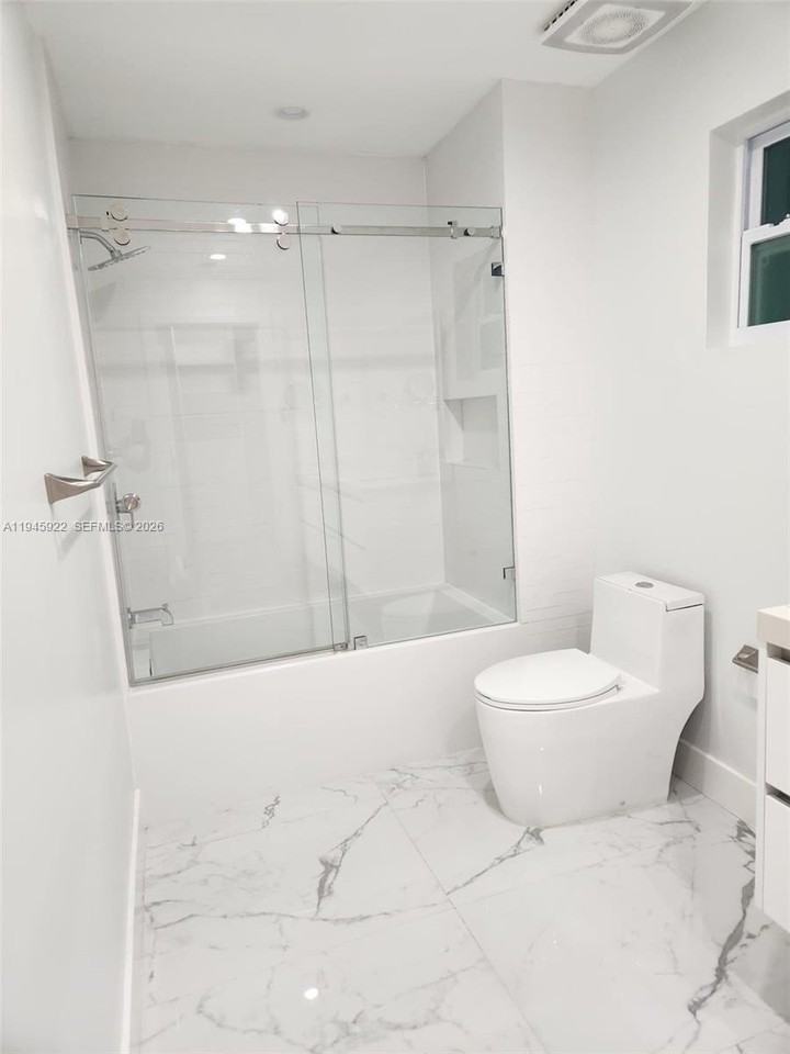 15152 Sw 63rd Ter #63 - Photo 5 of 12