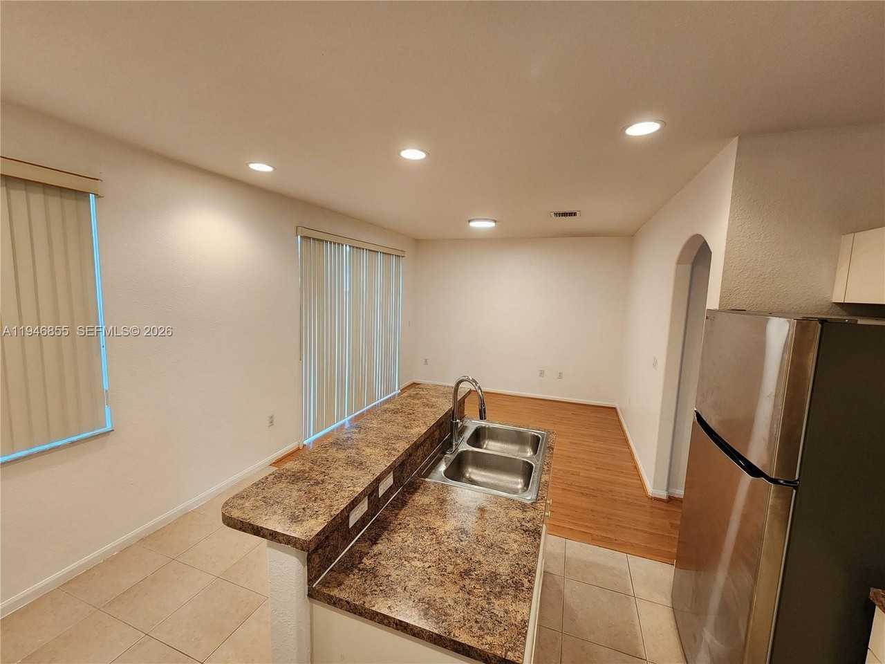 2762 Sw 85th Ave #103 - Photo 5 of 26