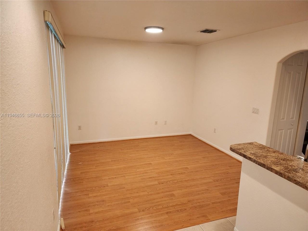 2762 Sw 85th Ave #103 - Photo 6 of 26