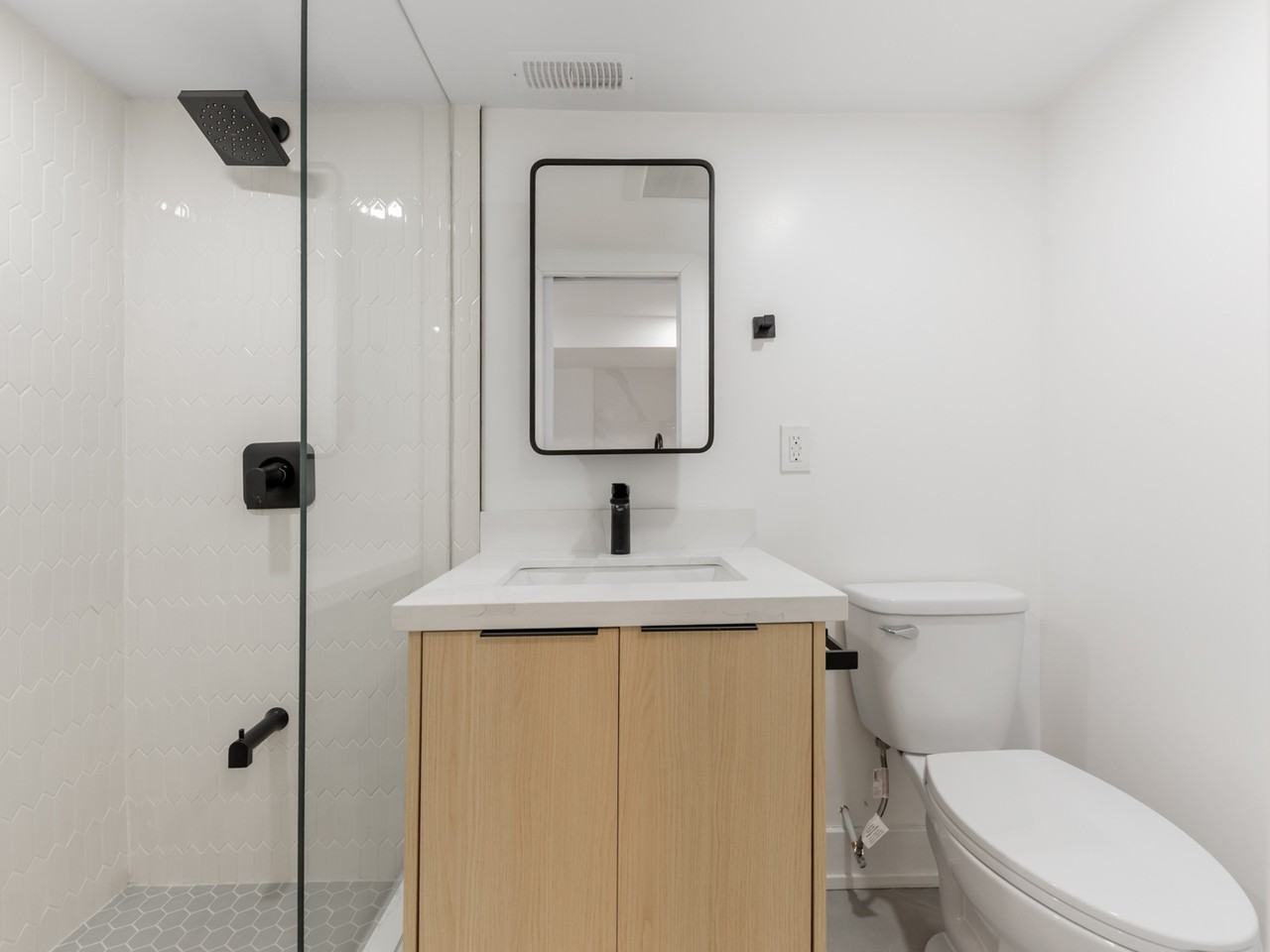 24 Muir Avenue #B - Photo 7 of 13