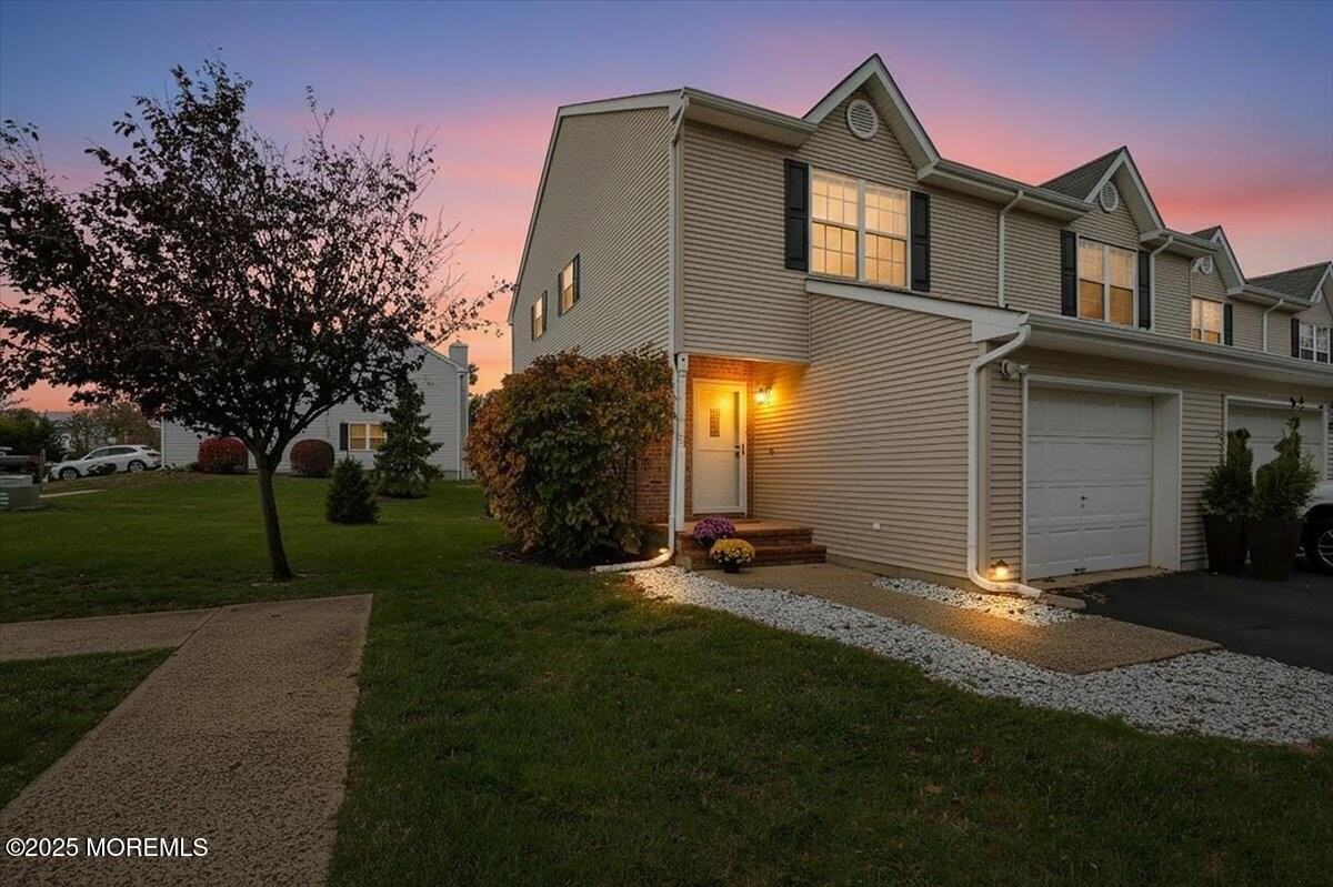 7 Lucia Ct - Photo 2 of 47