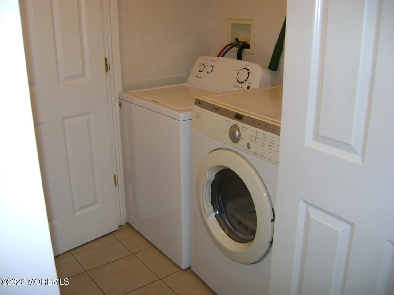 101 Main St - Photo 5 of 12