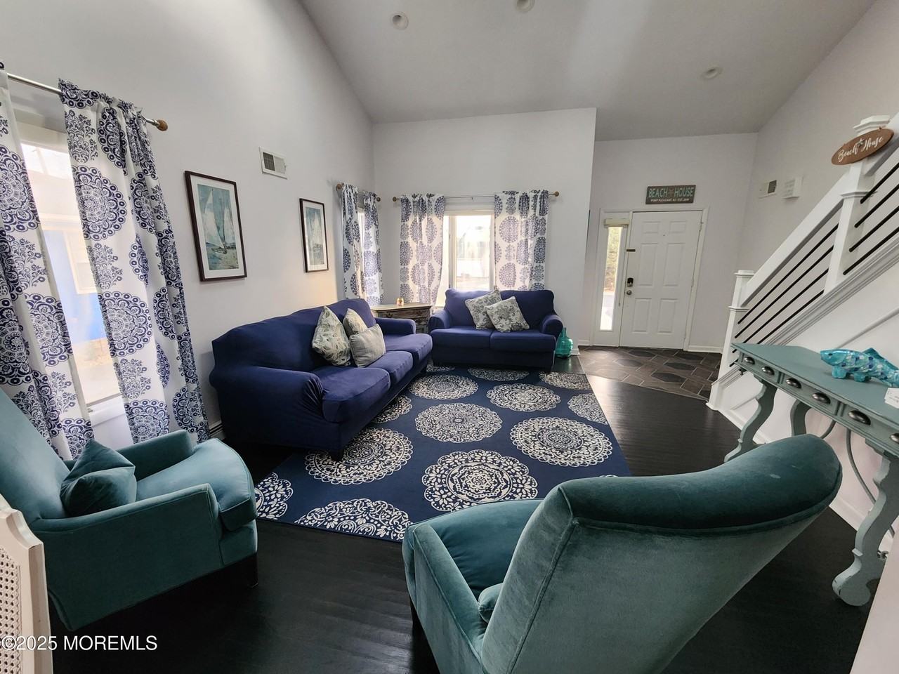 416 Blodgett Ave - Photo 4 of 21