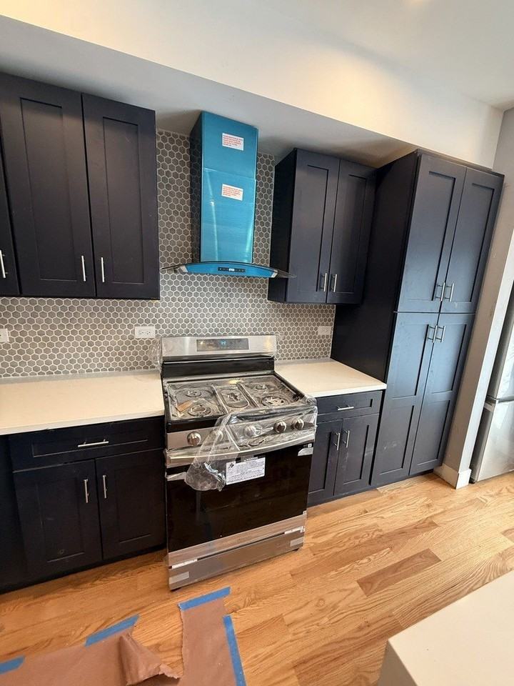 2157 N Western Ave Unit 2 #2 - Photo 2 of 13