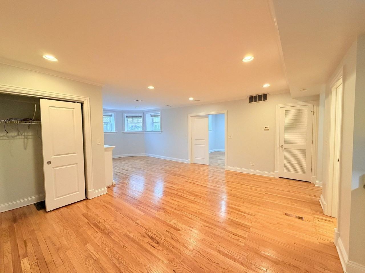 1416 W Lunt Avenue unit: Gdn #GDN - Photo 7 of 22