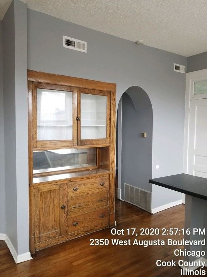 2350 W Augusta Blvd Apt 3e #3E - Photo 5 of 7