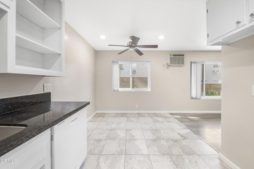 590 N Los Robles Ave #8 - Photo 5 of 14