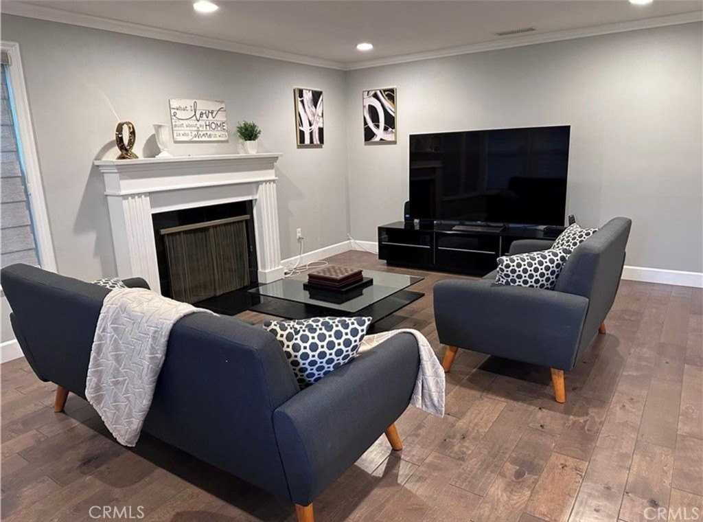 412 Magellan Rd - Photo 3 of 15