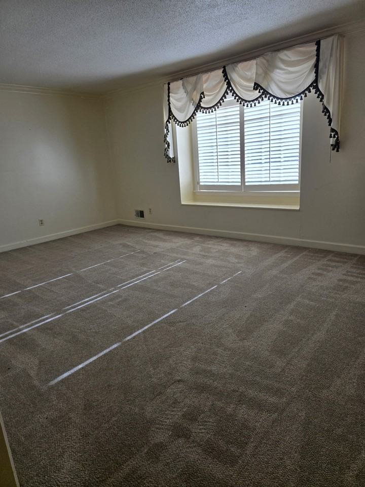 9 Brookspring Cir #1 - Photo 2 of 18