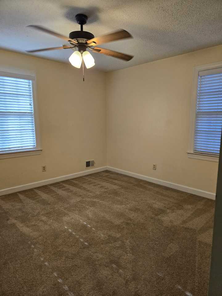 9 Brookspring Cir #1 - Photo 3 of 18