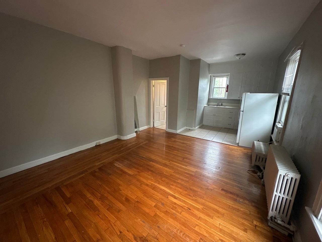 W 6th 304-314 MLR - Photo 5 of 16