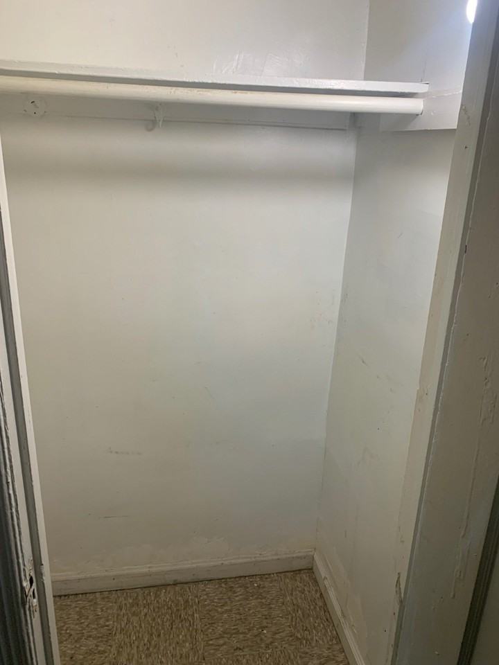 35 E 53rd St #1 - Photo 6 of 9