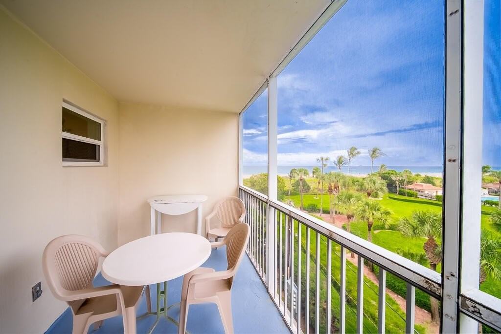 3600 N Ocean Dr #421 - Photo 4 of 32