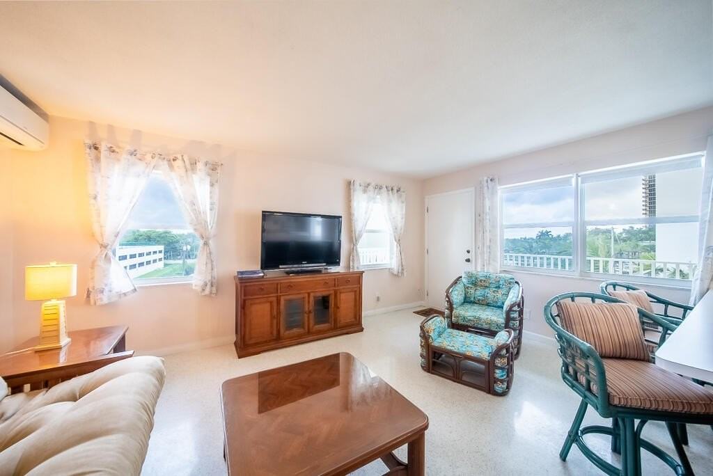 3600 N Ocean Dr #421 - Photo 7 of 32