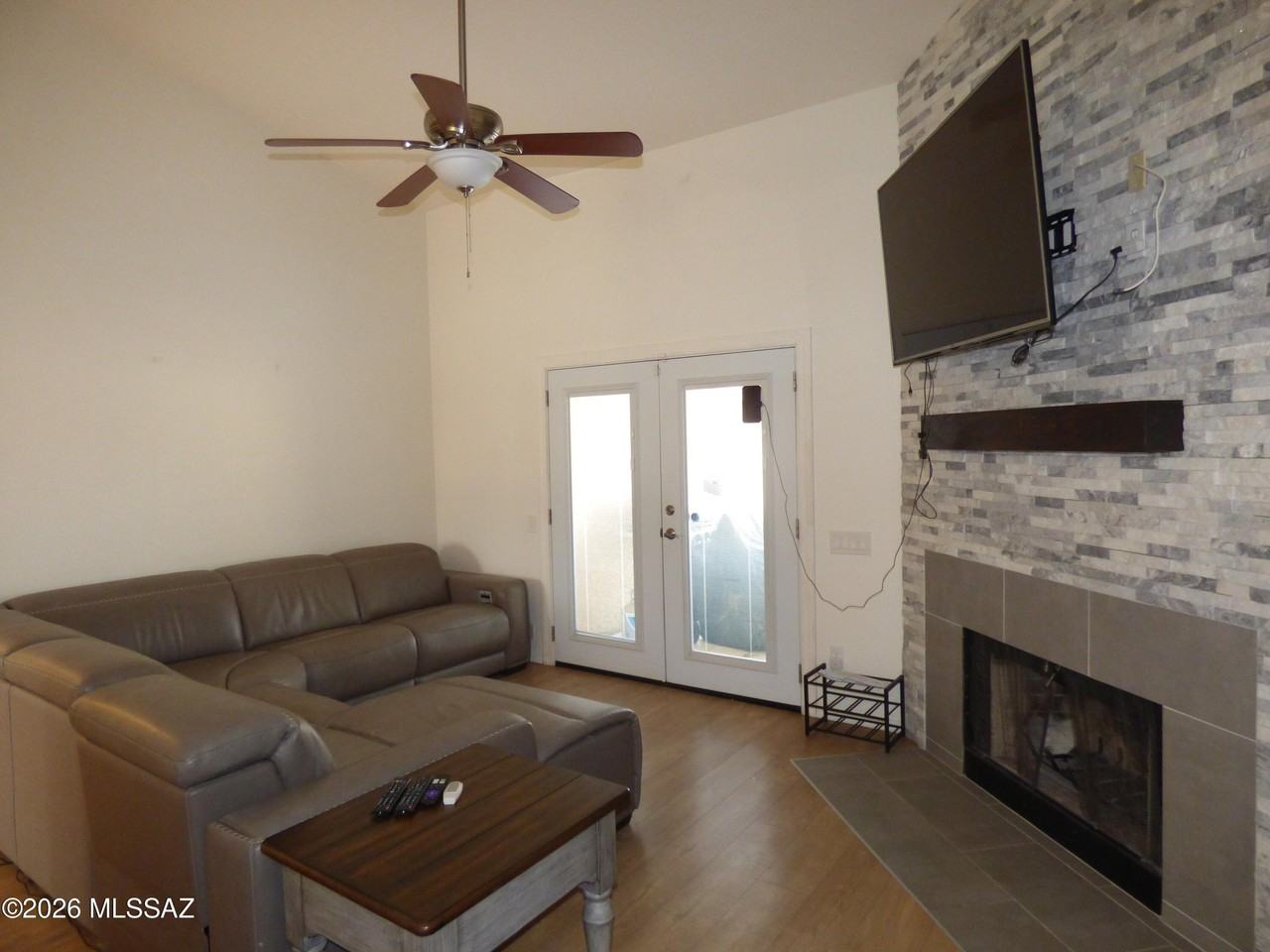 7192 W Rivulet Dr - Photo 2 of 19