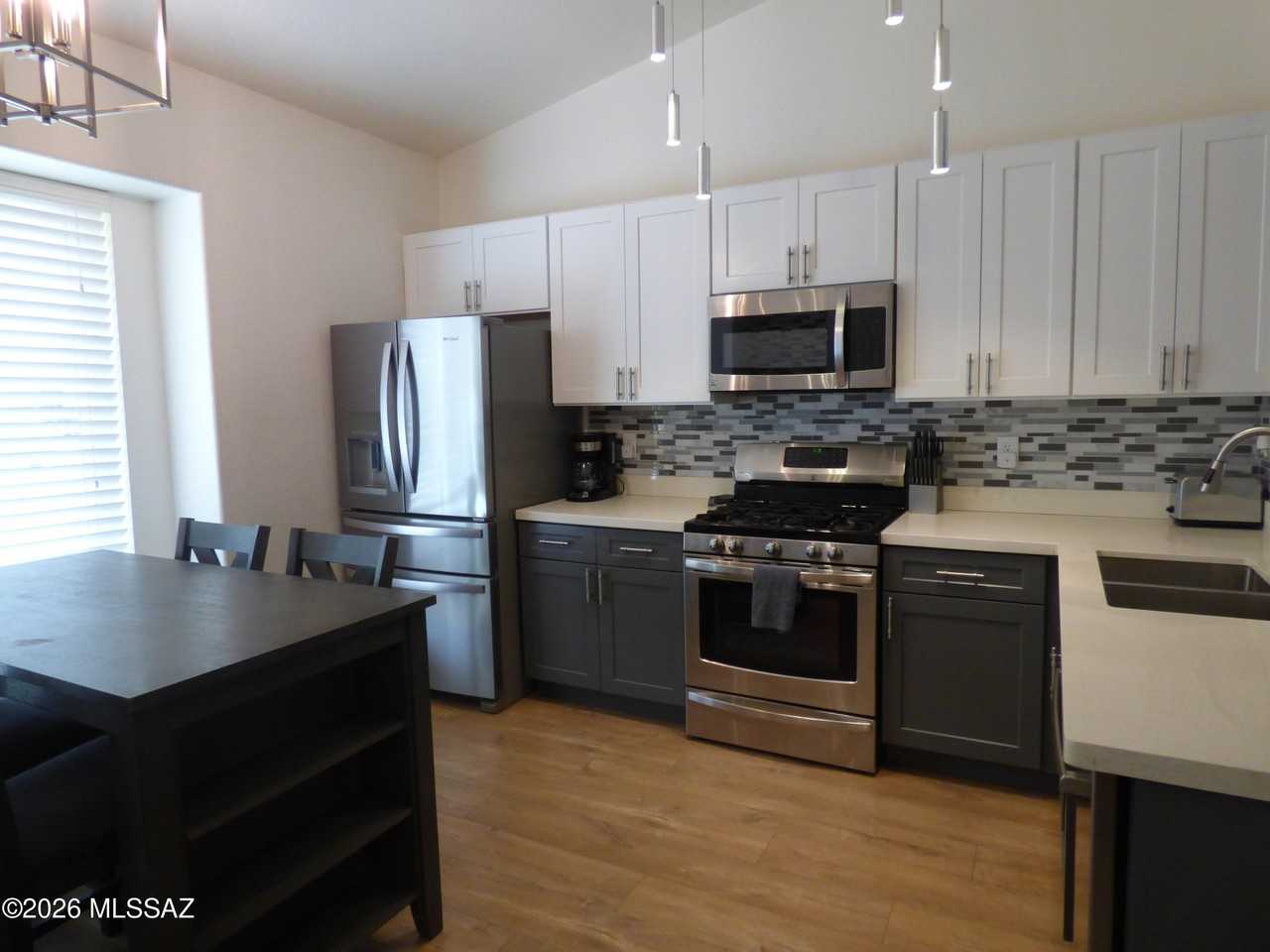 7192 W Rivulet Dr - Photo 6 of 19