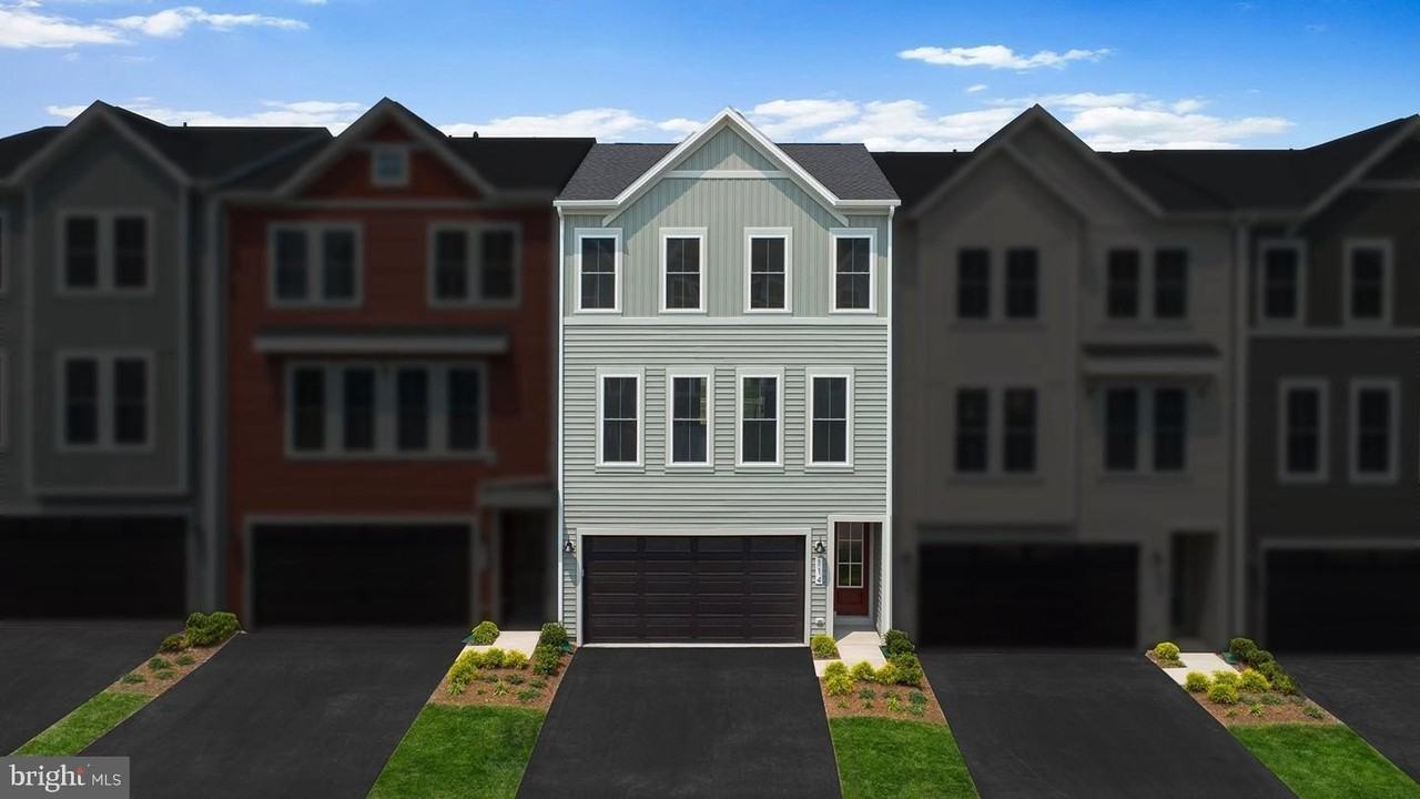 114 Galaxy Pl - Photo 2 of 50