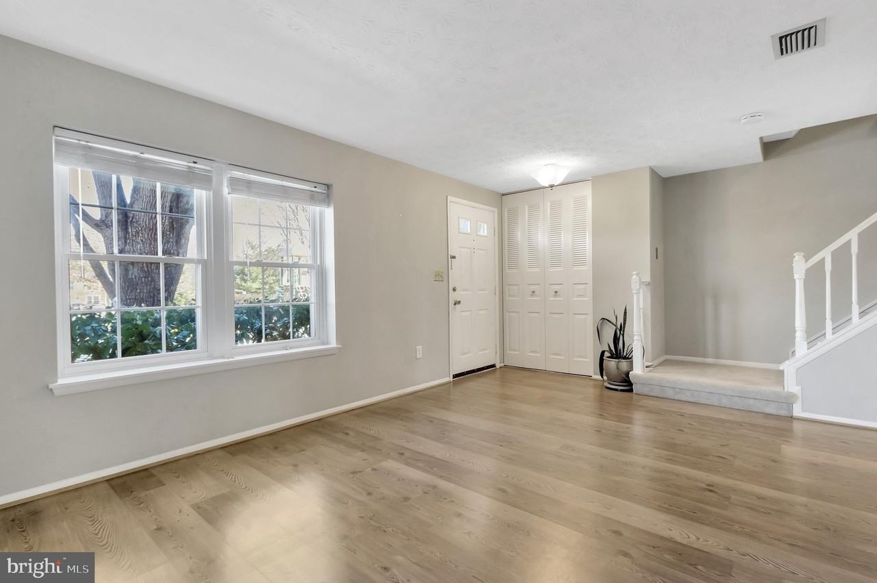 12127 Purple Sage Ct - Photo 4 of 26