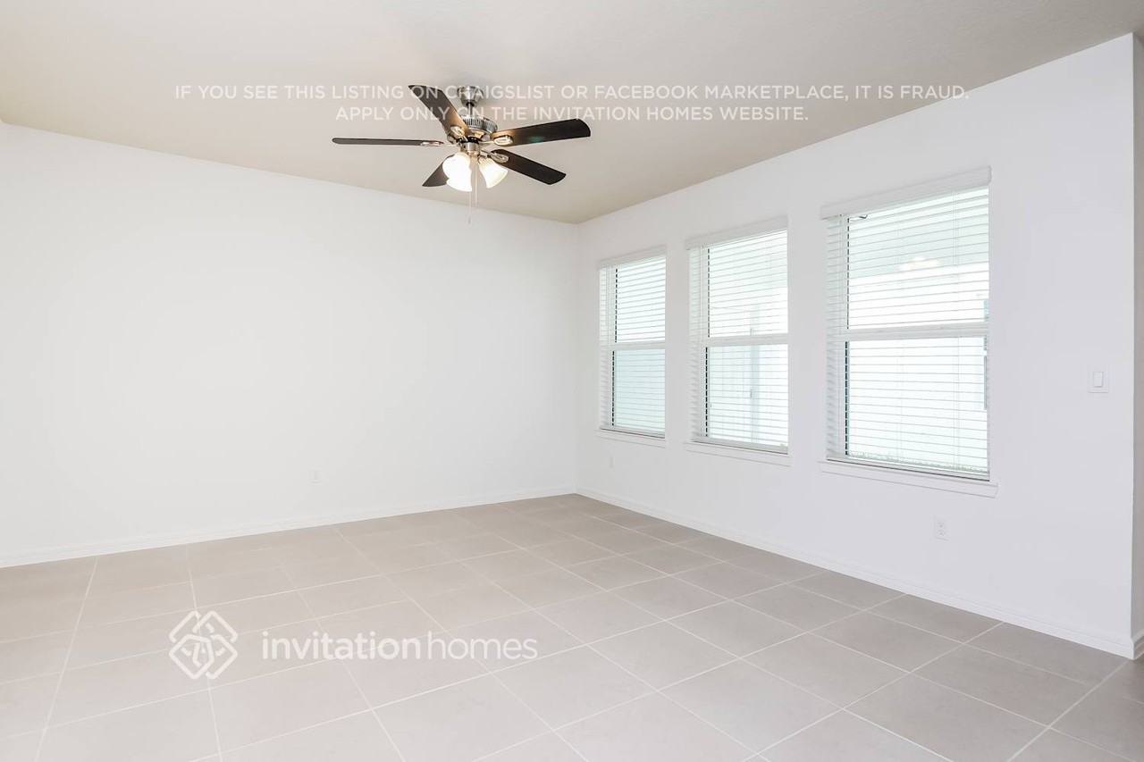 2265 Southbury Dr - Photo 5 of 26