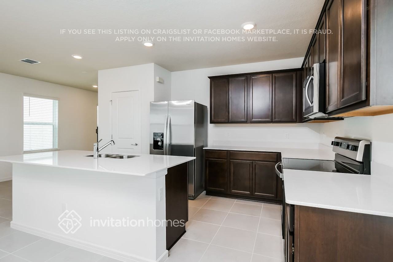 2265 Southbury Dr - Photo 7 of 26