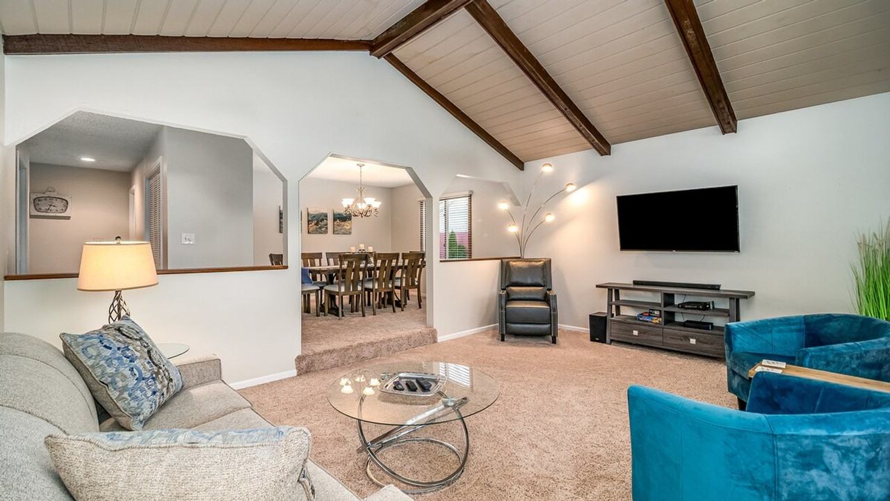 908 Arthur Dr #1285092P - Photo 2 of 28