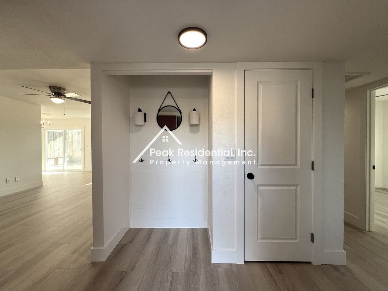 7800 Tabare Ct - Photo 4 of 30