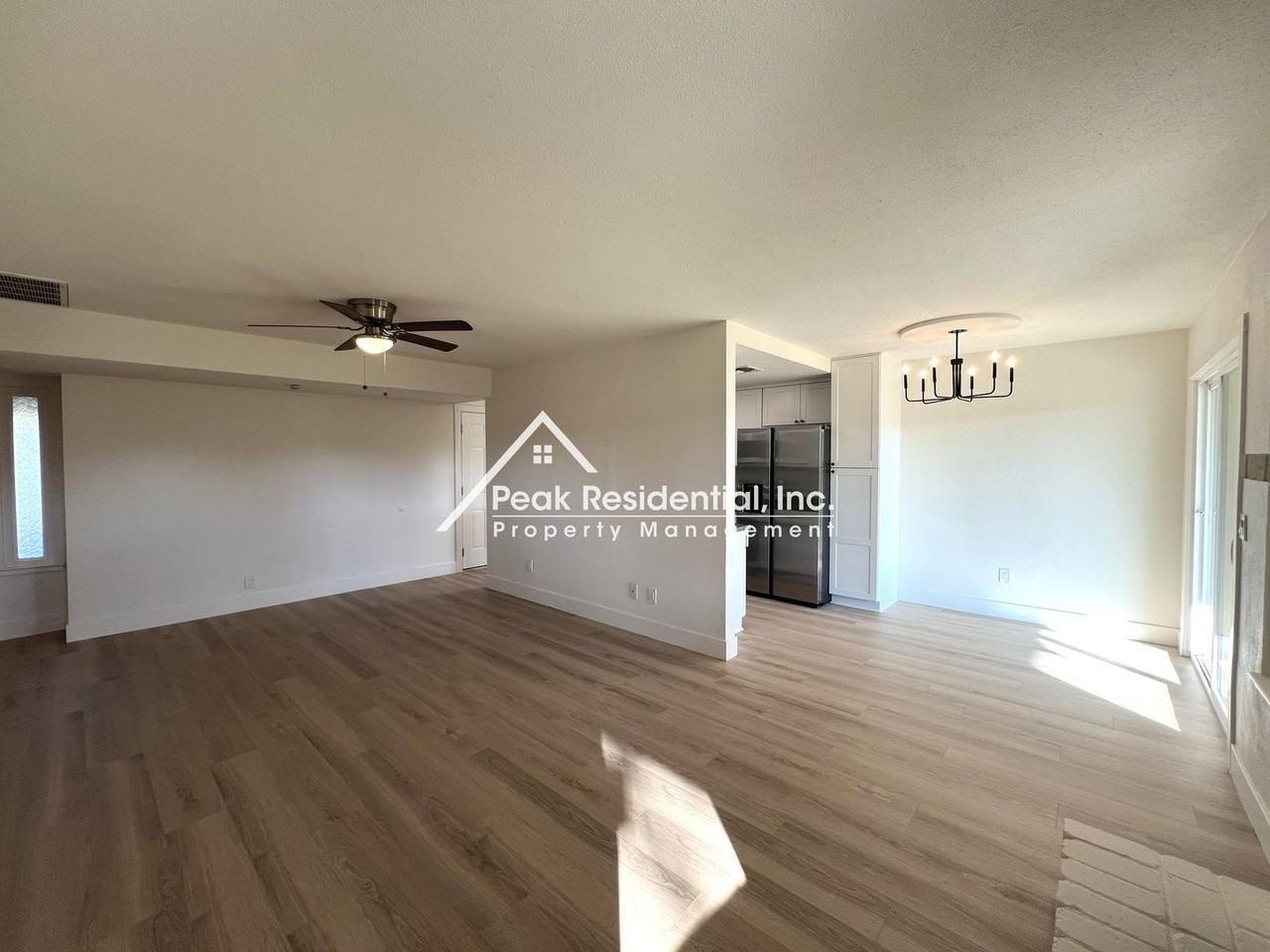 7800 Tabare Ct - Photo 6 of 30