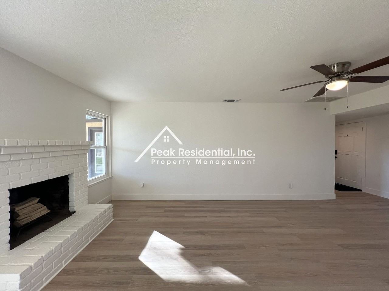 7800 Tabare Ct - Photo 7 of 30