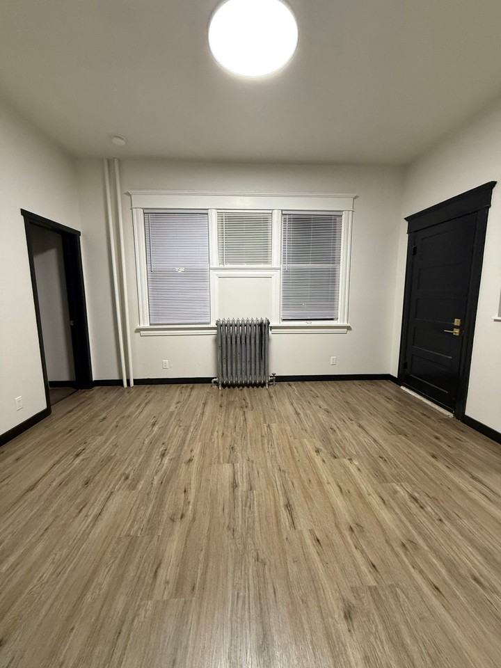 Belmont Flats - Photo 6 of 50