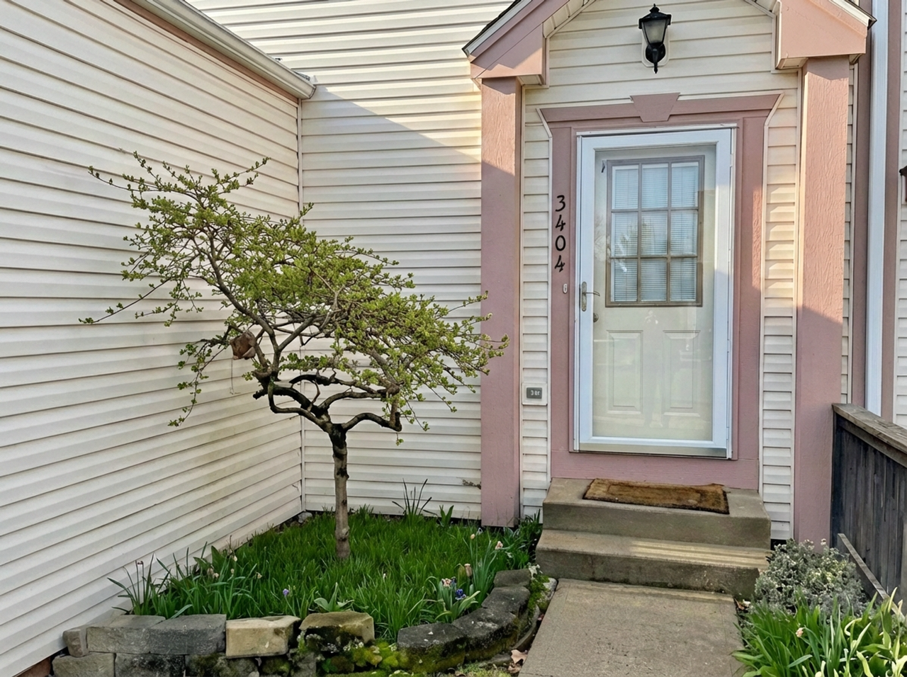 3404 Timberglen Dr - Photo 2 of 32