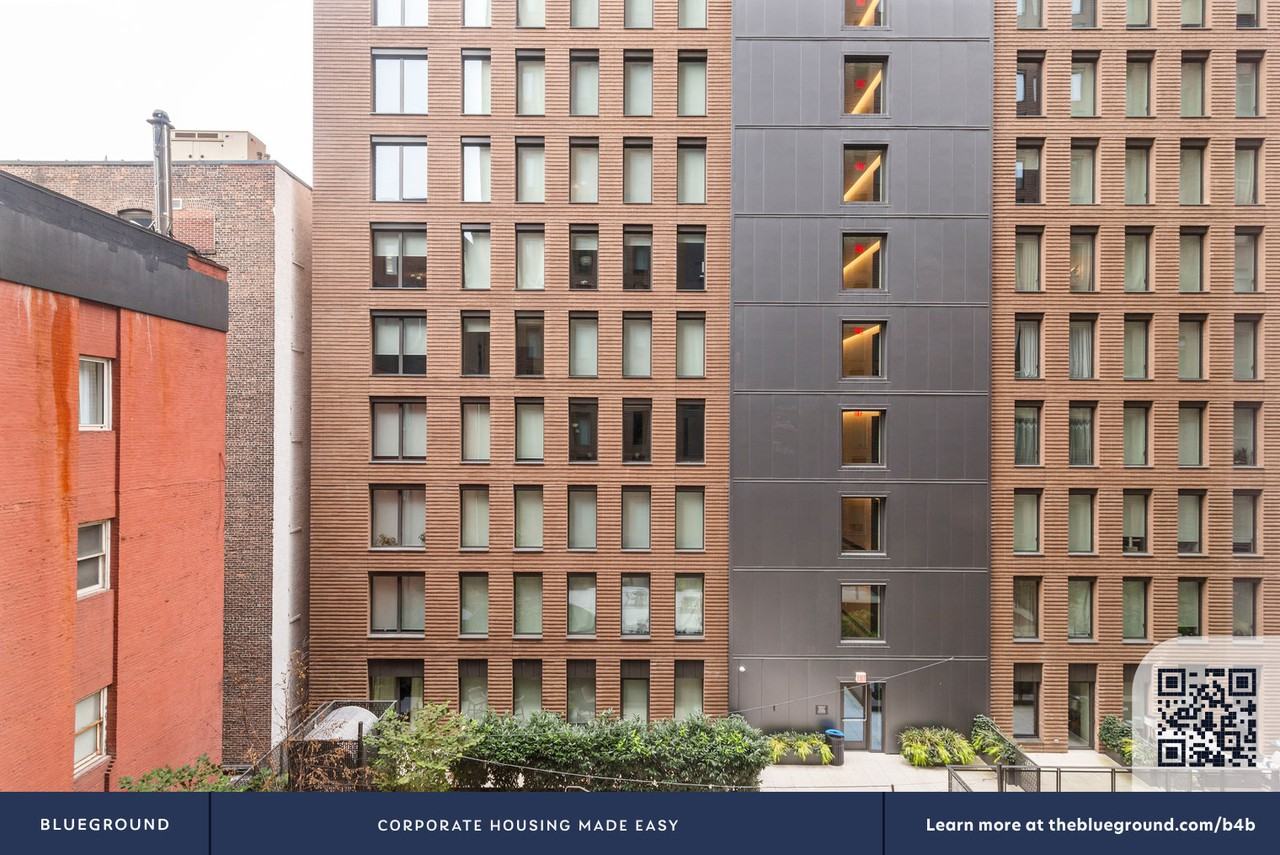 241 W 28th St #2148 - Photo 6 of 30