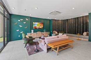 596 W 9th St - Photo 1 of 1