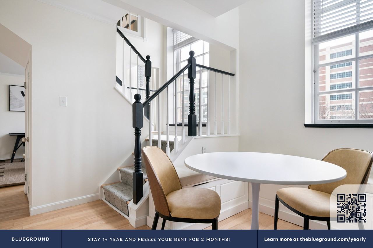 106 13th St #1301 - Photo 7 of 26