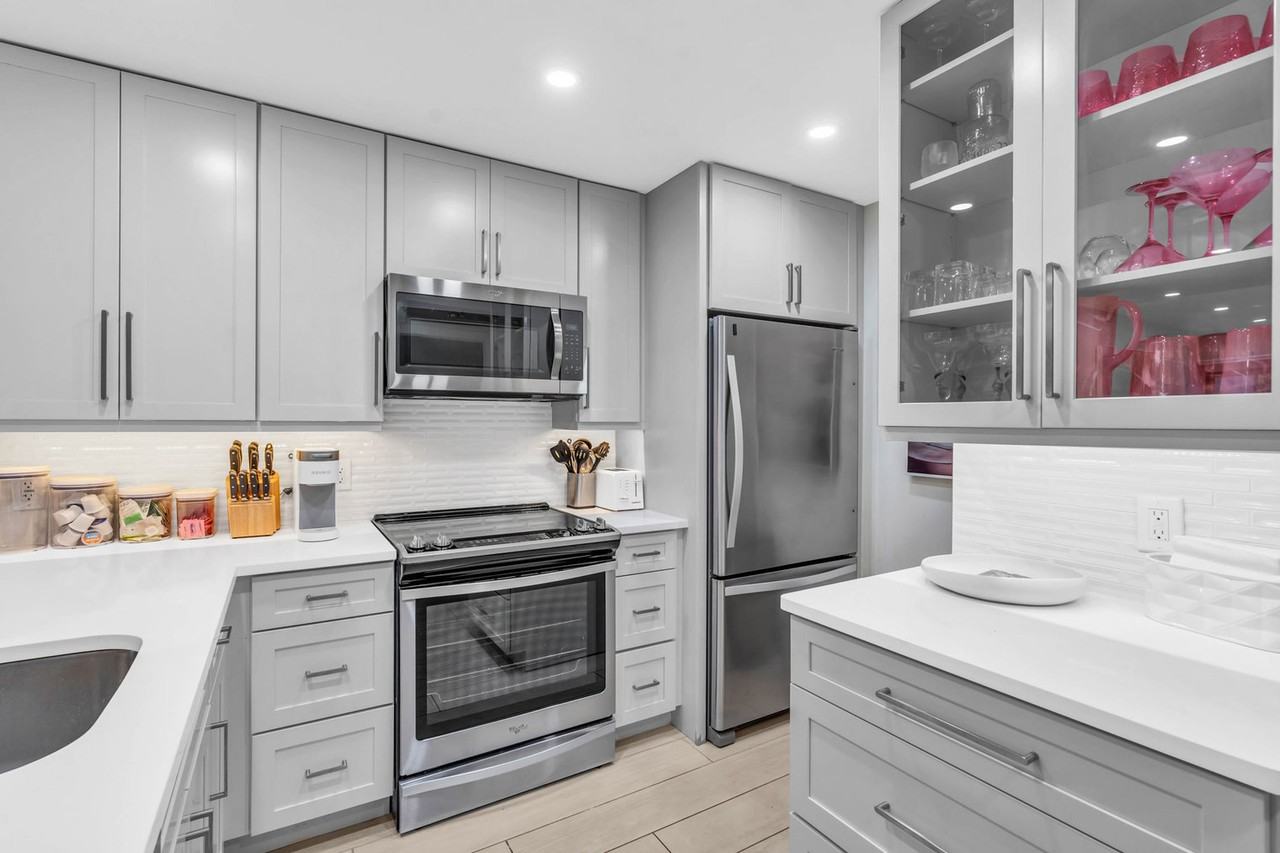 600 Neapolitan Way #1073534P - Photo 5 of 42