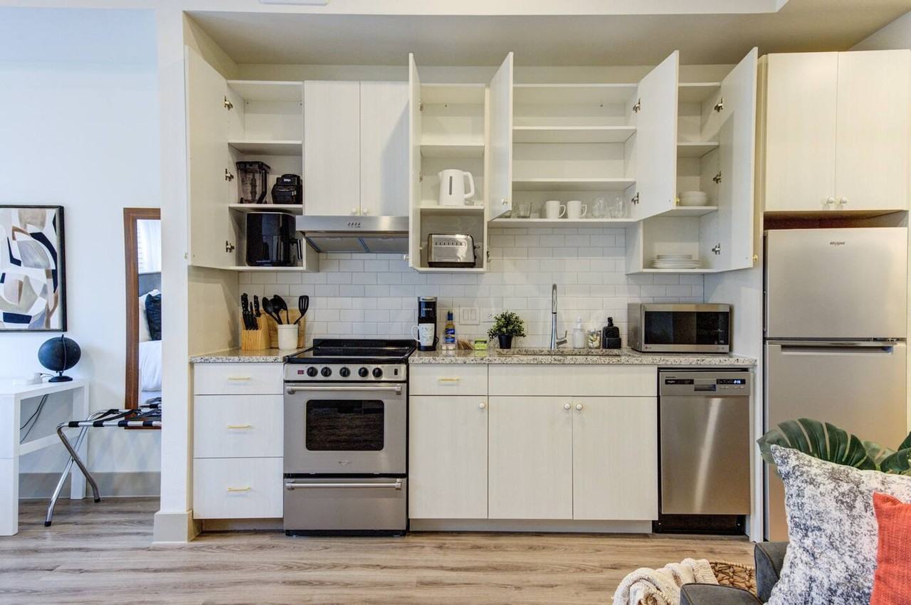 18210 Park Row Dr #1380765P - Photo 6 of 47