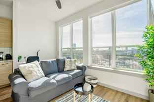 1111 Shepherd Dr - Photo 1 of 1