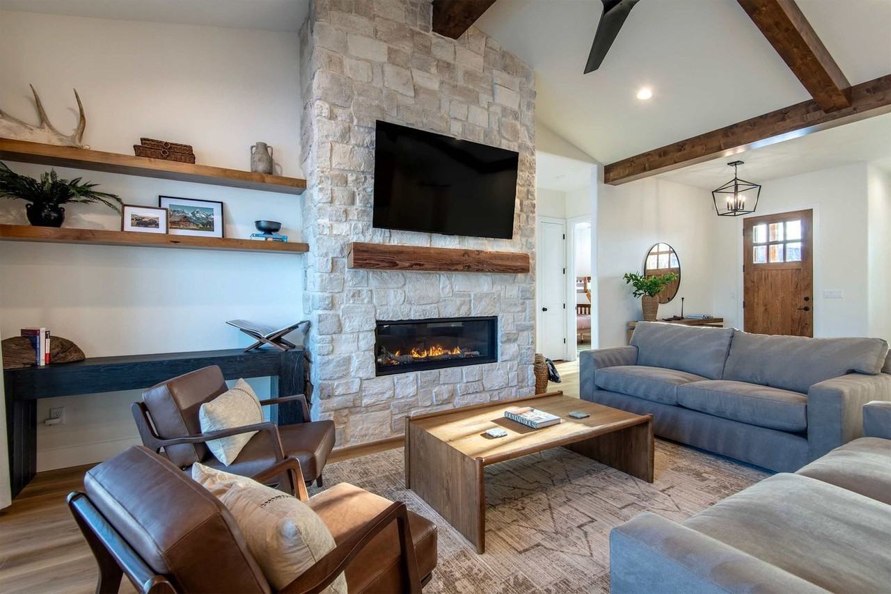 9187 Timberline Loop #1384035P - Photo 3 of 50